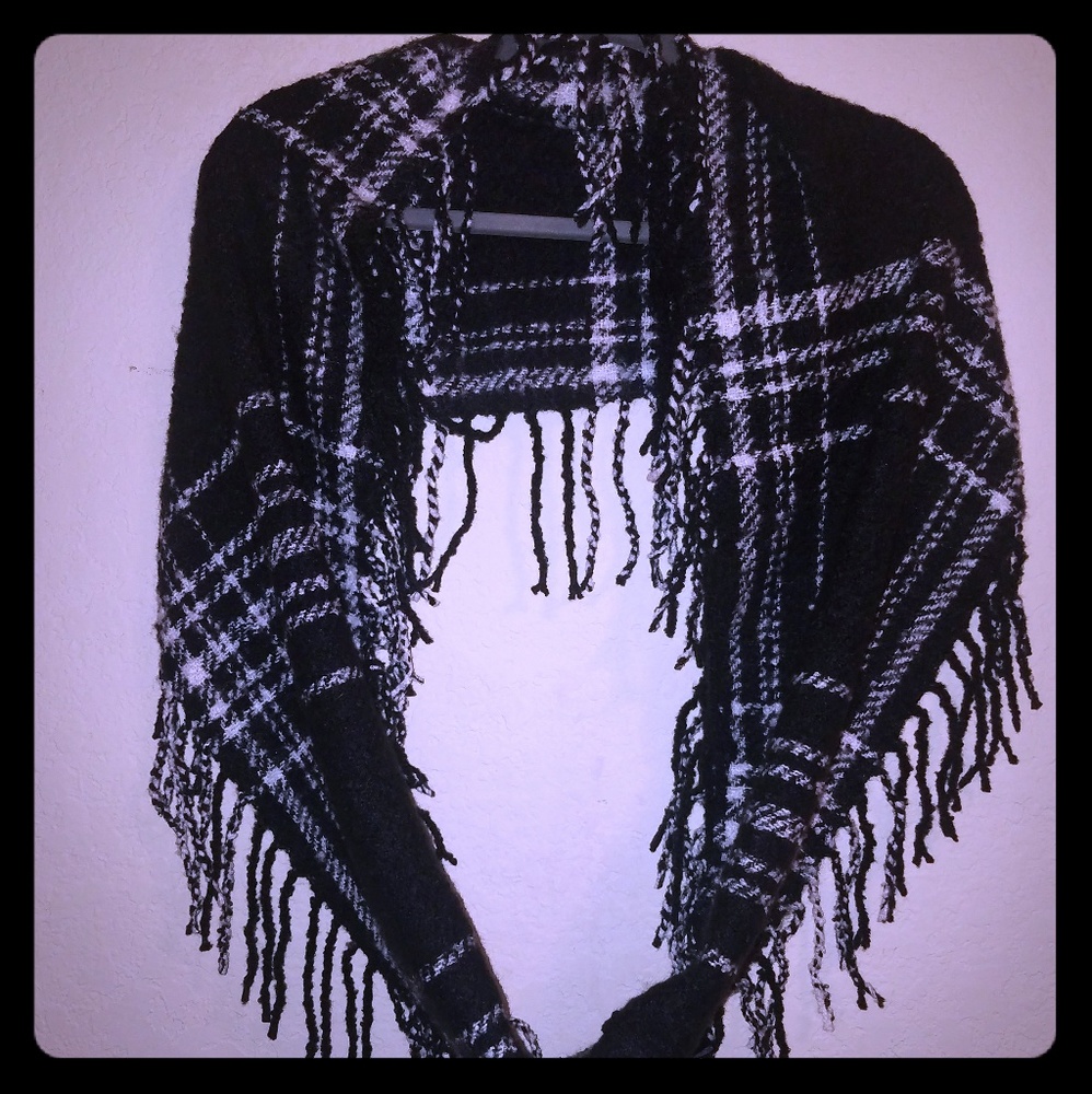 NWOT Infinity Flannel Scarf